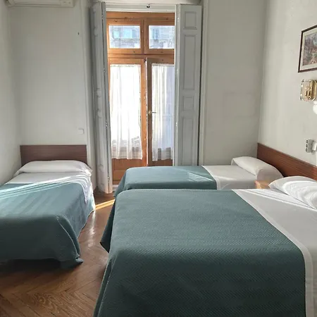 Hostal Tudescos-3